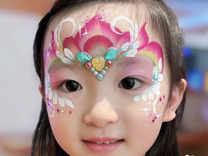 儿童面部彩绘摆摊怎么样？郑州儿童面部彩绘学习？